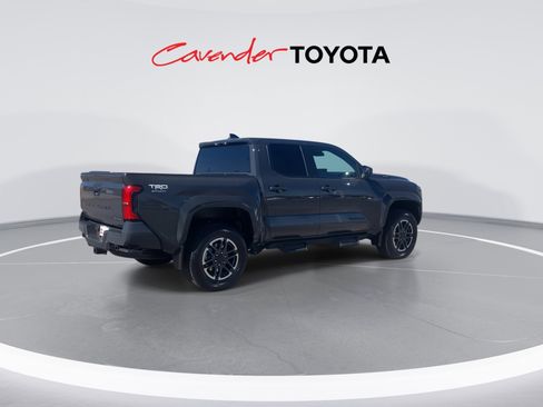 Used 2024 Toyota Tacoma TRD Sport image 8