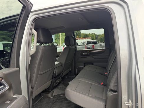 Used 2026 GMC Sierra 3500 SLE w/ SLE Value Package AWD/4WD image 8