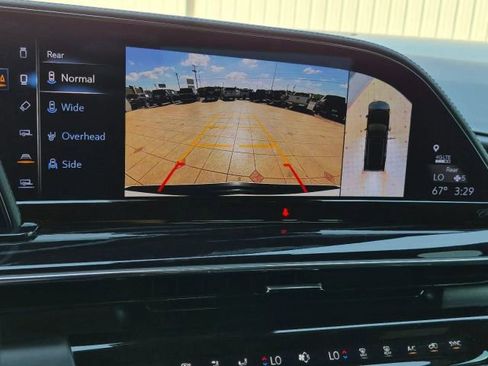 Used 2023 Cadillac Escalade ESV V AWD/4WD image 29
