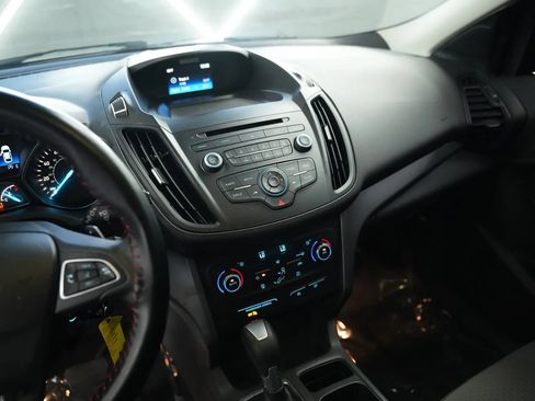 Used 2017 Ford Escape SE FWD image 24