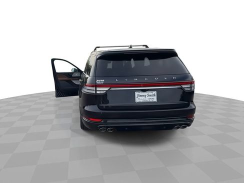 Used 2022 Lincoln Aviator Grand Touring w/ Equipment Group 301A AWD/4WD image 7