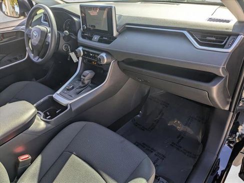 Used 2025 Toyota RAV4 LE image 18