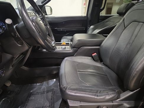 Used 2018 Ford Expedition Limited w/ Equipment Group 302A image 12
