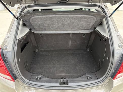 Used 2022 Chevrolet Trax LT w/ Driver Confidence Package AWD/4WD image 24