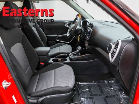 Used 2024 Kia Soul LX w/ Option Group 015 image 42