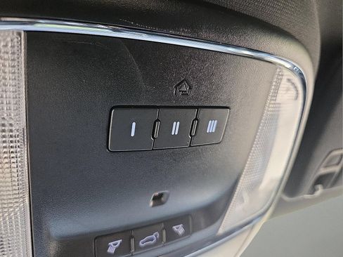 Used 2018 Jeep Grand Cherokee Trailhawk AWD/4WD image 22