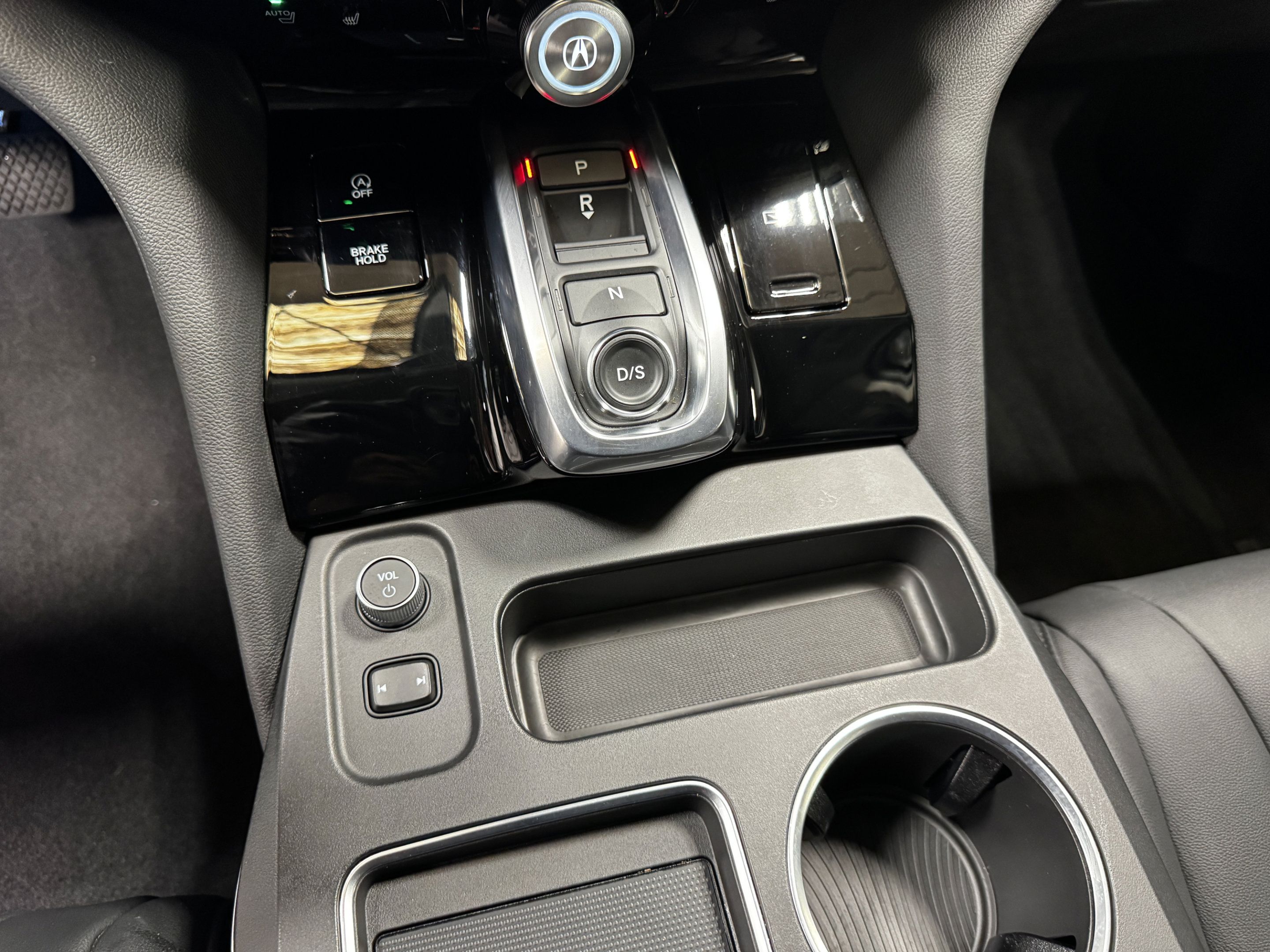 Certified 2026 Acura MDX FWD image 29