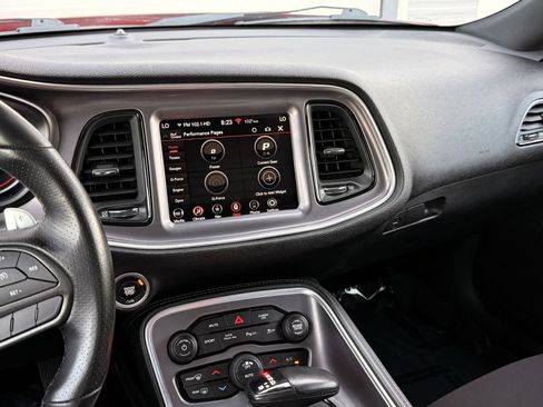 Used 2022 Dodge Challenger GT RWD image 47