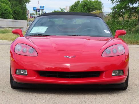 Used 2007 Chevrolet Corvette Convertible w/ Preferred Equipment Group RWD image 18