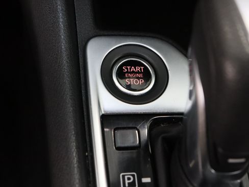 Used 2024 Nissan Sentra SV FWD image 17