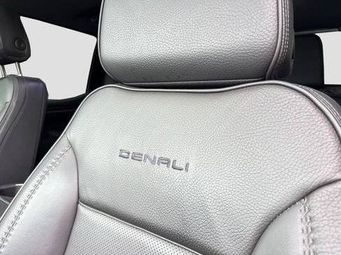 Used 2023 GMC Sierra 1500 Denali AWD/4WD image 10