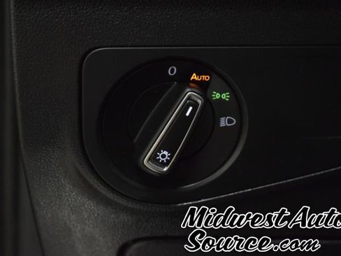 Used 2023 Volkswagen Tiguan SE R-Line AWD/4WD image 15