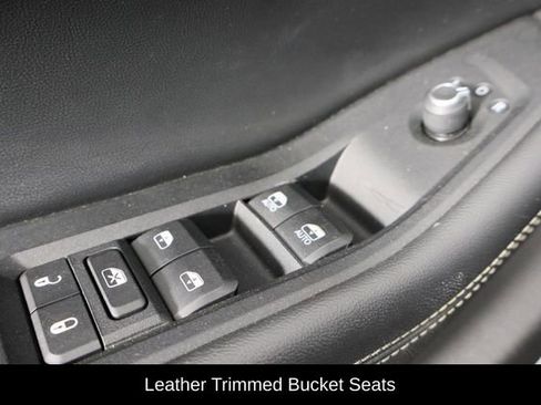 Used 2022 Jeep Grand Cherokee Altitude image 22