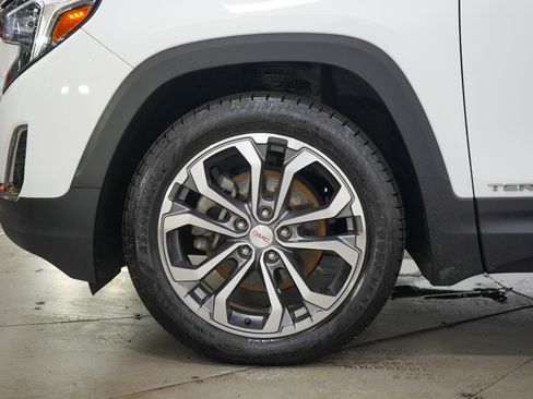 Used 2020 GMC Terrain SLT w/ Preferred Package AWD/4WD image 29