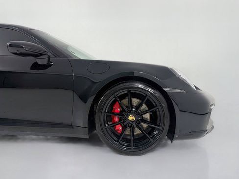 Certified 2020 Porsche 911 Carrera S RWD image 29