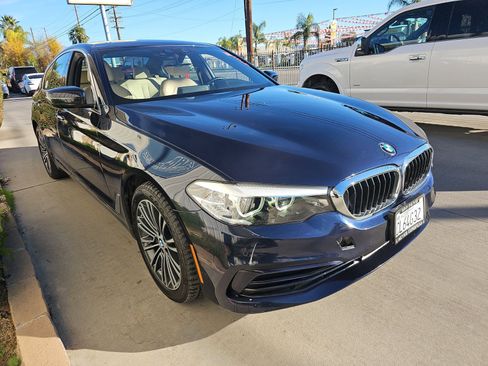 Used 2019 BMW 530i 530i w/ Convenience Package image 4