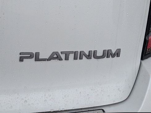 New 2026 Nissan Armada Platinum image 7