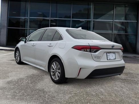 Used 2022 Toyota Corolla XSE image 4