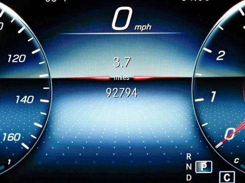 Used 2019 Mercedes-Benz A 220 w/ Driver Assistance Package image 27