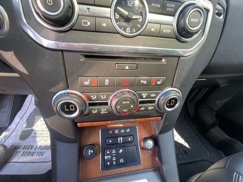 Used 2015 Land Rover LR4 HSE AWD/4WD image 28