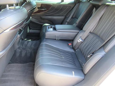 Used 2019 Lexus LS 500 image 27