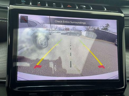 Used 2023 Jeep Grand Cherokee Overland w/ Luxury Tech Group IV image 27