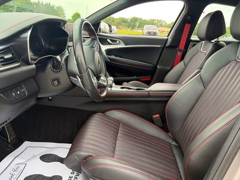 Used 2023 Genesis G70 3.3T w/ Sport Advanced Package AWD/4WD image 18