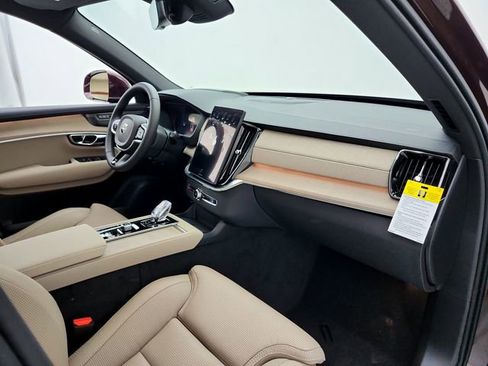 New 2026 Volvo XC90 T8 Ultra w/ Protection Package Premier image 17