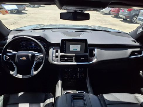 Used 2024 Chevrolet Tahoe Premier RWD image 15