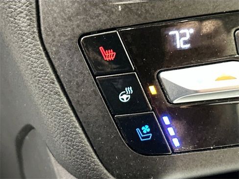 Used 2020 Ford Explorer Limited image 17