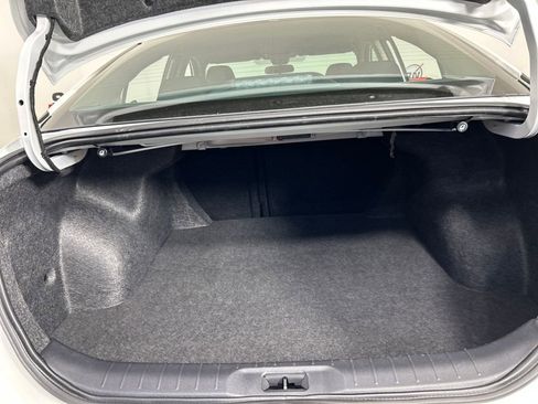 Used 2025 Nissan Altima 2.5 S image 19