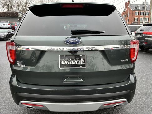 Used 2016 Ford Explorer XLT w/ Equipment Group 202A image 5