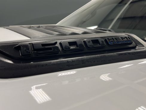 Used 2022 RAM 1500 Laramie AWD/4WD image 41