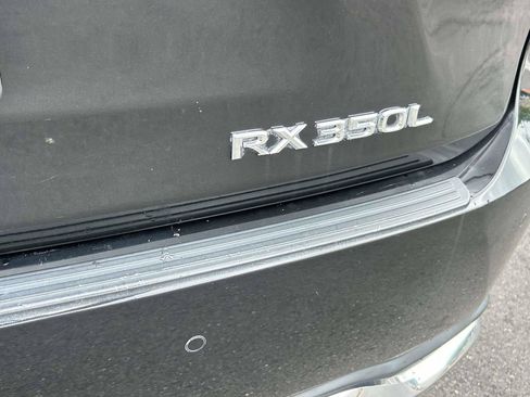 Used 2022 Lexus RX 350L FWD w/ Premium Package image 8