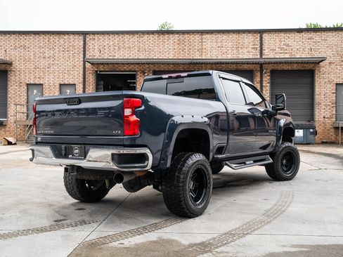 Used 2022 Chevrolet Silverado 2500 LTZ w/ LTZ Premium Package AWD/4WD image 3