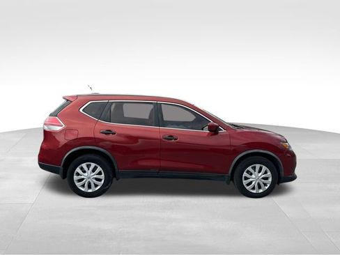 Used 2016 Nissan Rogue S image 6