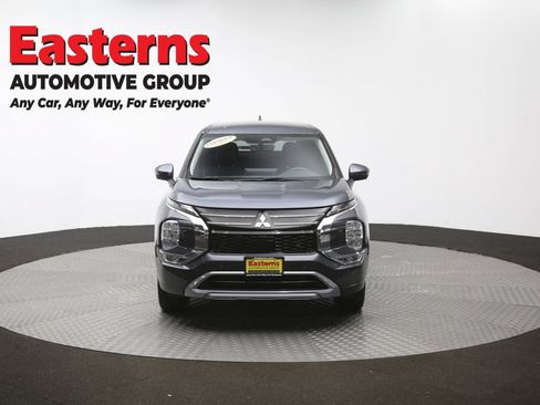 Used 2025 Mitsubishi Outlander SE AWD/4WD image 52