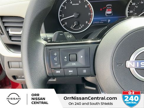 Used 2023 Nissan Rogue SV image 19