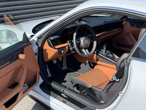 Certified 2024 Porsche 911 S/T image 26
