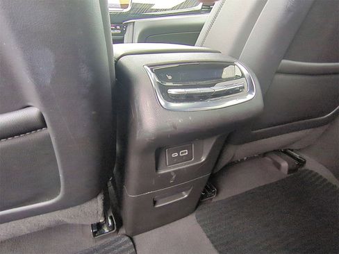 Certified 2023 Cadillac XT6 Premium Luxury image 22