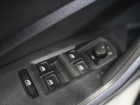 Used 2020 Volkswagen Jetta R-Line w/ R-Line Cold Weather Package FWD image 28