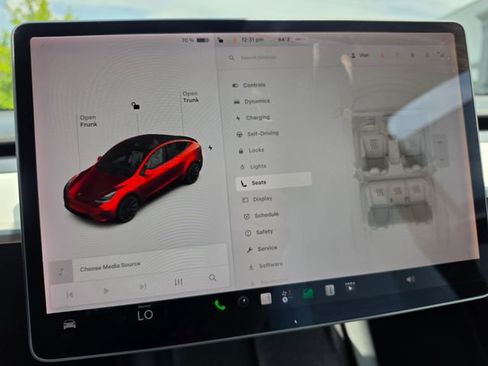 Used 2022 Tesla Model Y Long Range AWD/4WD image 51