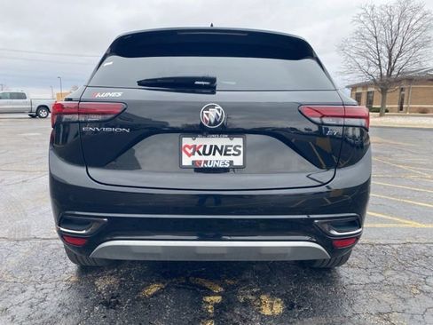 Used 2022 Buick Envision Essence w/ Sport Touring Package image 10