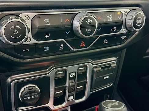 Used 2022 Jeep Wrangler Unlimited Rubicon 4xe image 18