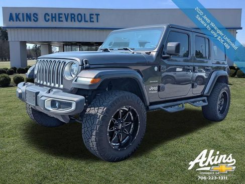 Used 2020 Jeep Wrangler Unlimited Sahara AWD/4WD image 8
