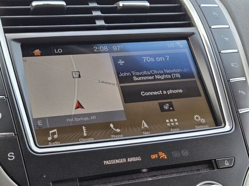 Used 2019 Lincoln Nautilus Reserve FWD image 26