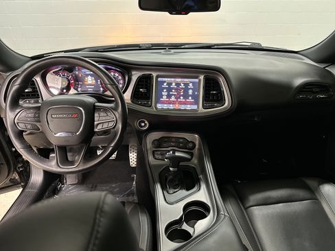Used 2023 Dodge Challenger SXT w/ Plus Package image 29