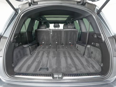 Used 2024 Mercedes-Benz GLS 450 4MATIC image 12