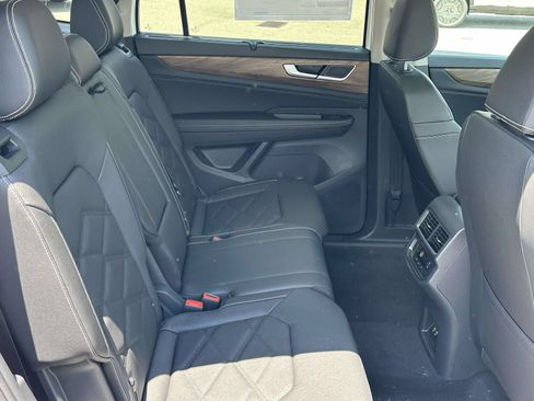 New 2026 Volkswagen Atlas SE AWD/4WD image 15