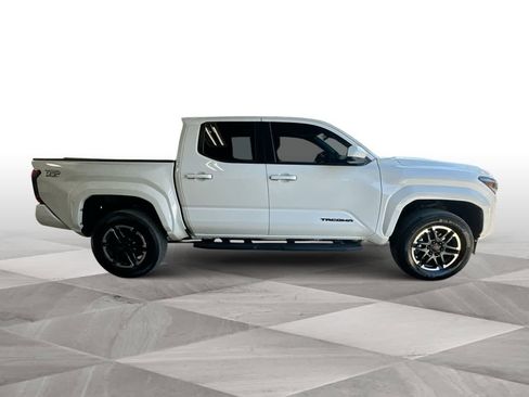 Used 2024 Toyota Tacoma TRD Sport RWD image 9